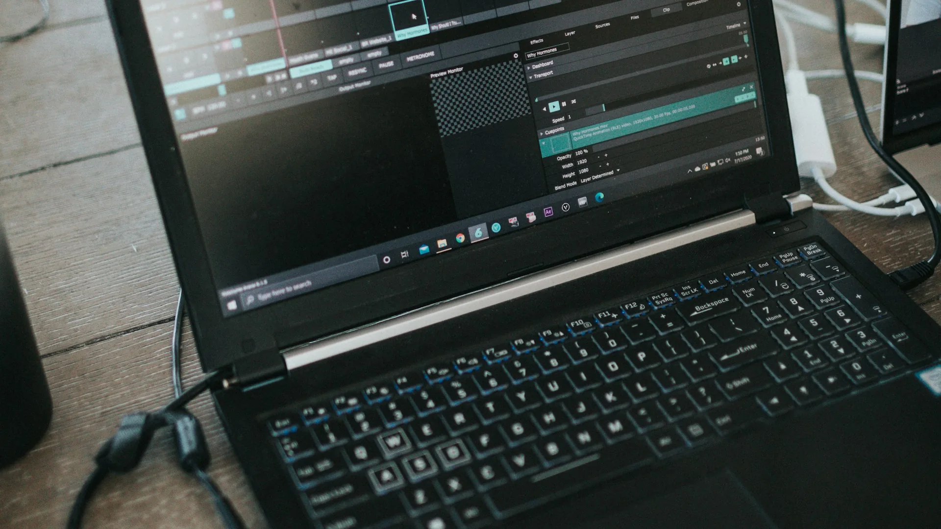 Ordinateur portable et espace de travail